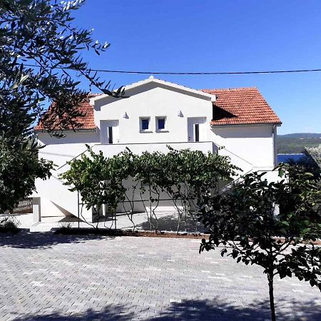 Apartmani Grumf غورني كارين المظهر الخارجي الصورة