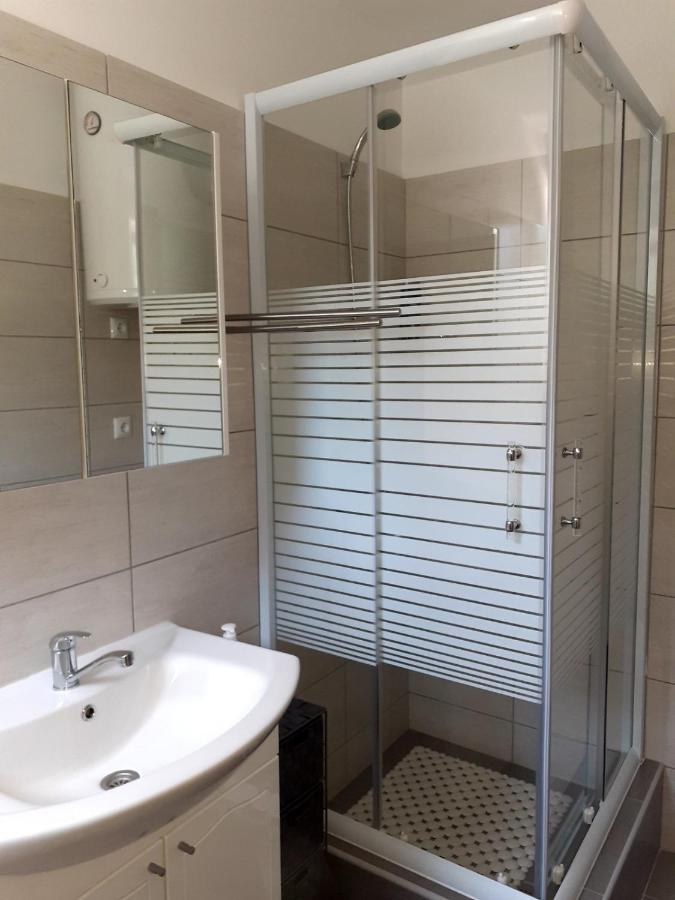 Apartmani Grumf غورني كارين المظهر الخارجي الصورة
